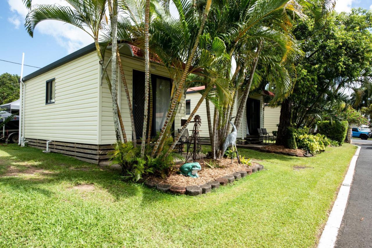 Sarina Palms Caravan And Cabins Village Ngoại thất bức ảnh